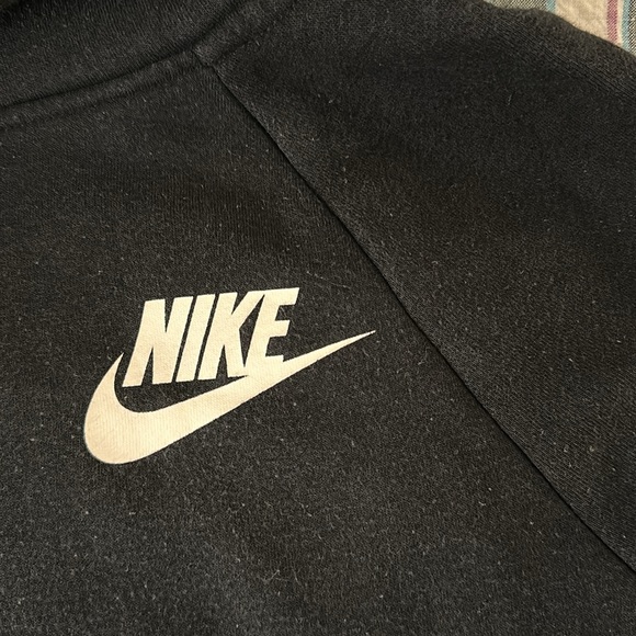 Women’s Nike Funnel-Neck hoodie | Black | XS 🖤🤍🖤 - Picture 2 of 9